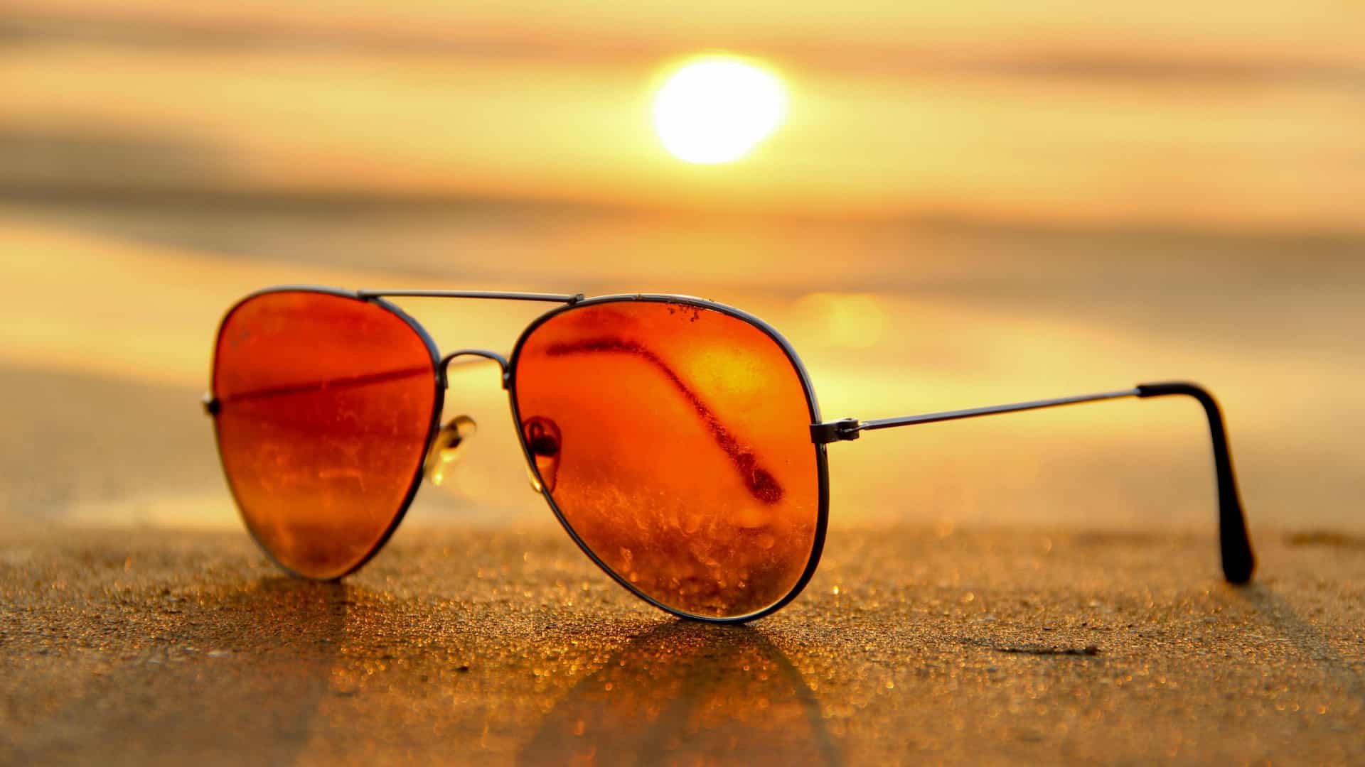 Viaggiare in sicurezza: come scegliere gli occhiali da sole per il mare che proteggono davvero i tuoi occhi 2 Lenti polarizzate per gli occhiali da sole per il mare